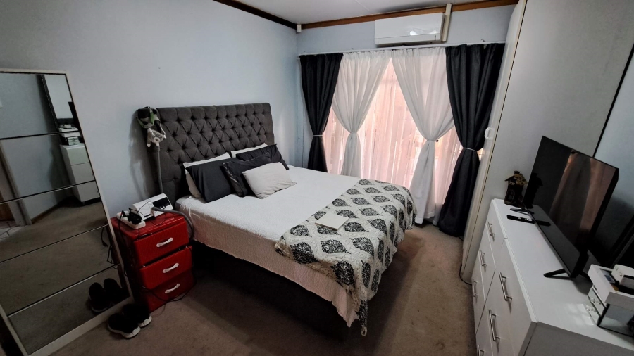 2 Bedroom Property for Sale in Fichardt Park Free State